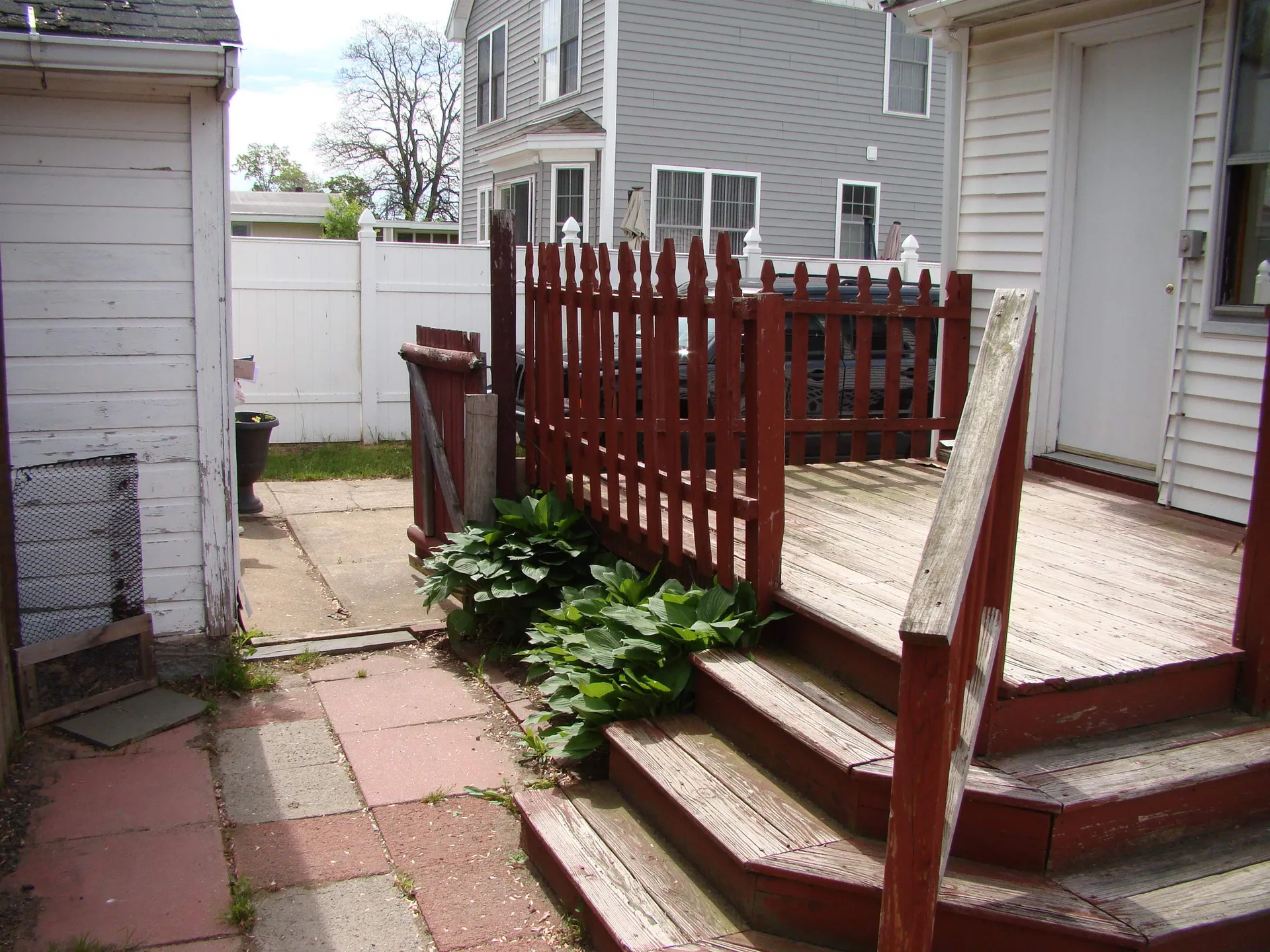 145 Mcquesten Street Manchester NH 03102