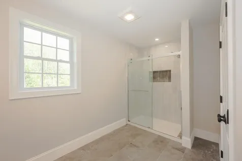 1 Allen Lane Durham NH 03824