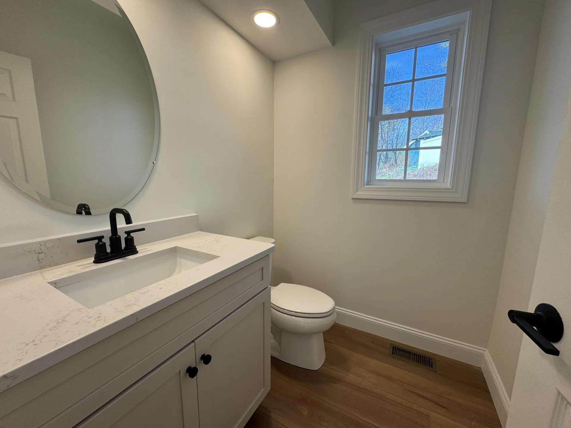 6C Dearborn Circle Goffstown NH 03045