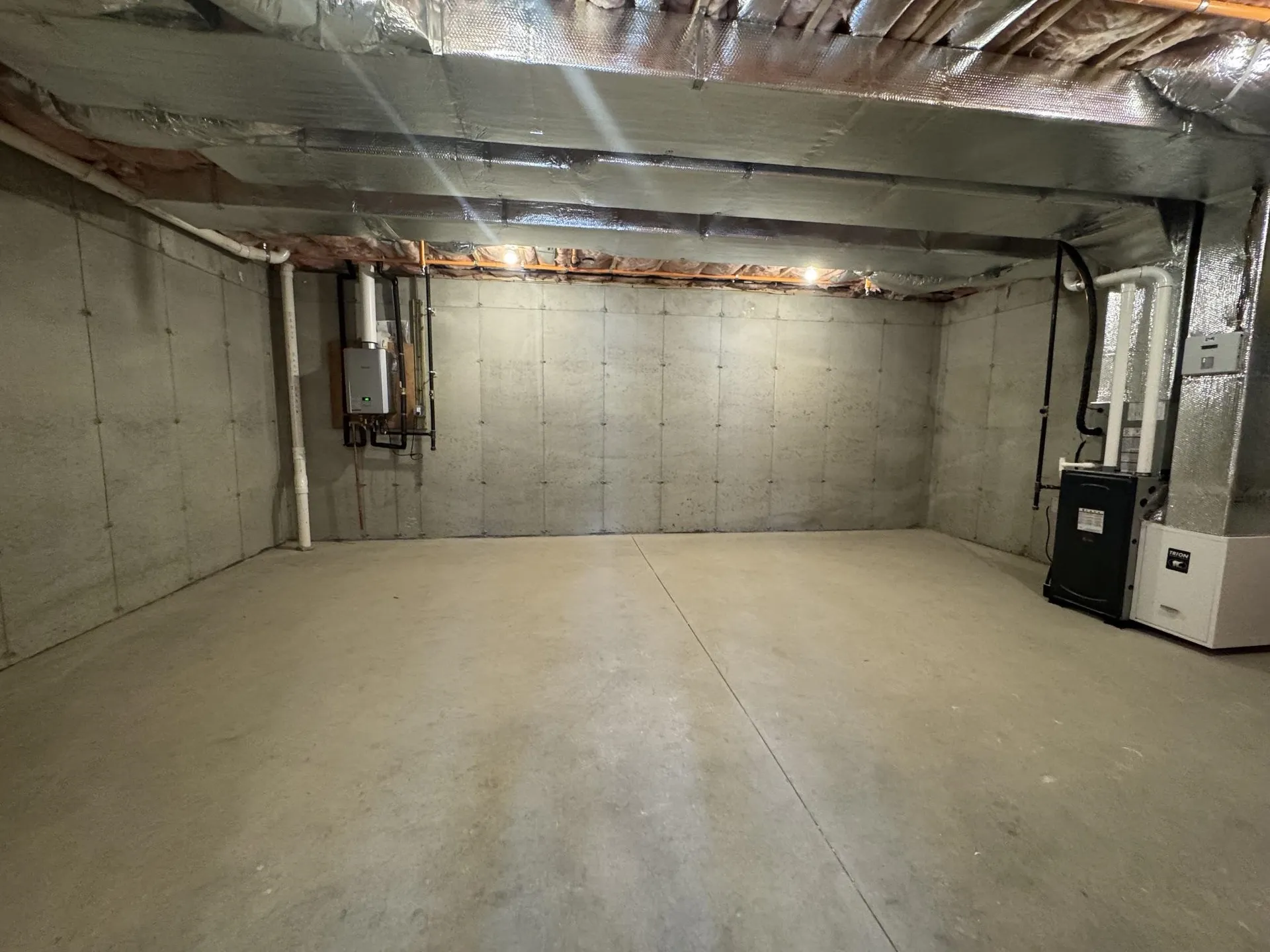 6C Dearborn Circle Goffstown NH 03045