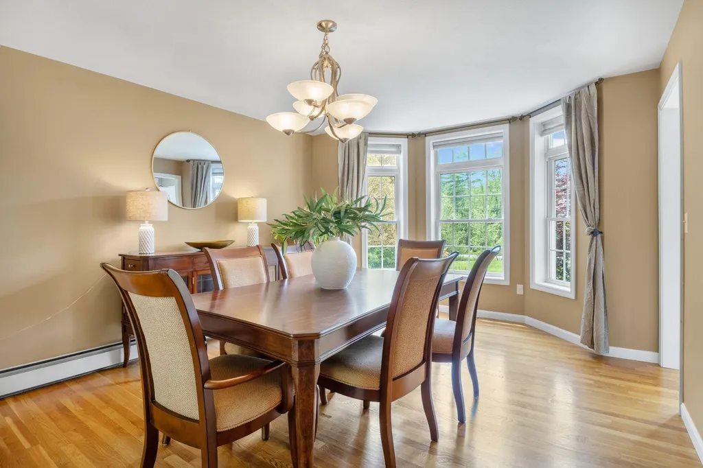212 Oak Hill Road Barrington NH 03825