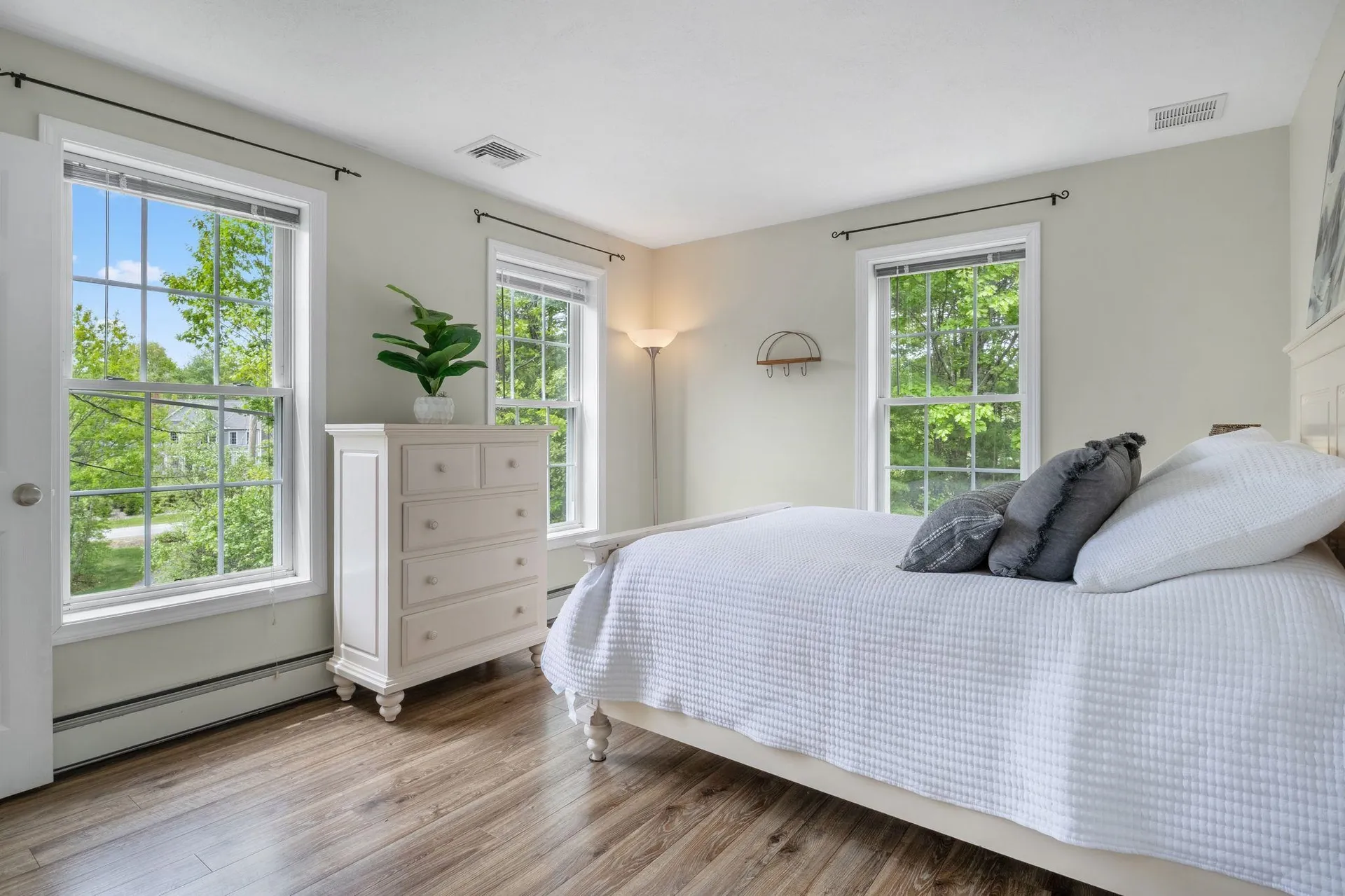 212 Oak Hill Road Barrington NH 03825