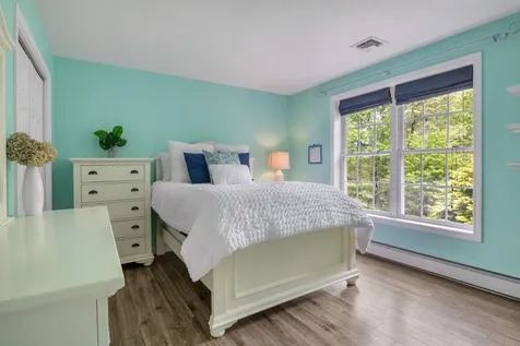 212 Oak Hill Road Barrington NH 03825
