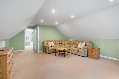 212 Oak Hill Road Barrington NH 03825
