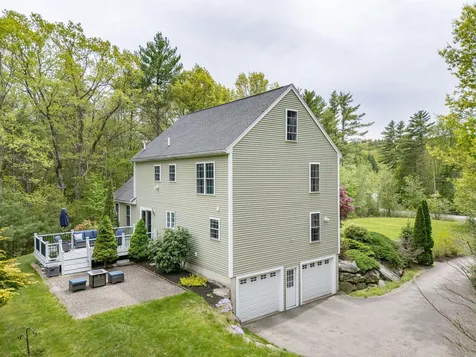 212 Oak Hill Road Barrington NH 03825
