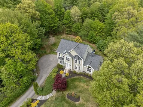 212 Oak Hill Road Barrington NH 03825