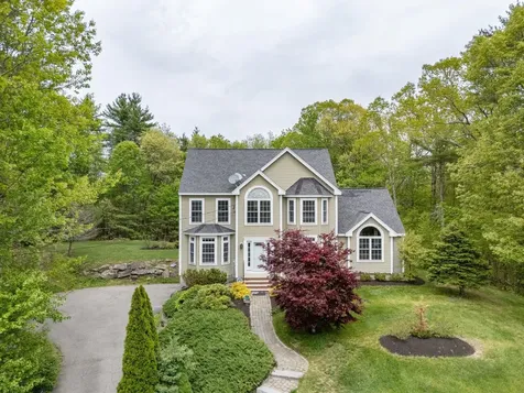 212 Oak Hill Road Barrington NH 03825