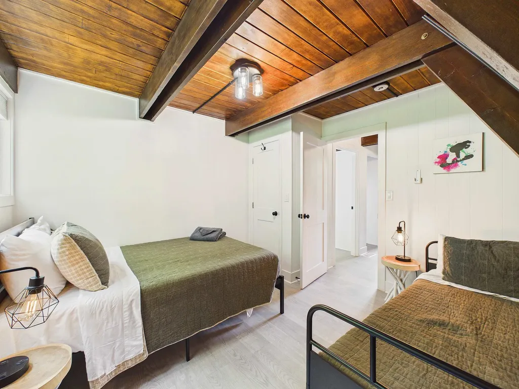 165 Silver Spring Hill Road Pittsfield VT 05762