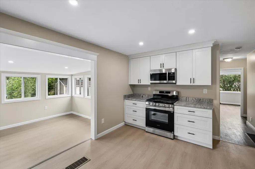 38 Western Avenue Rochester NH 03867