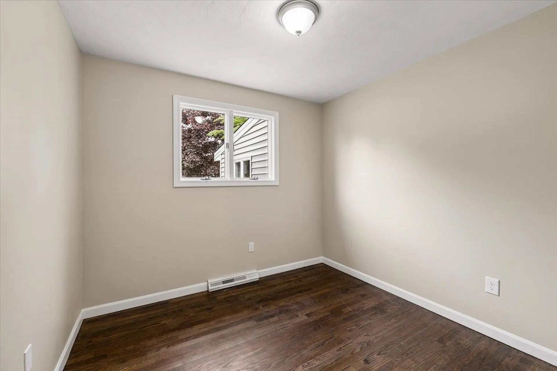 38 Western Avenue Rochester NH 03867