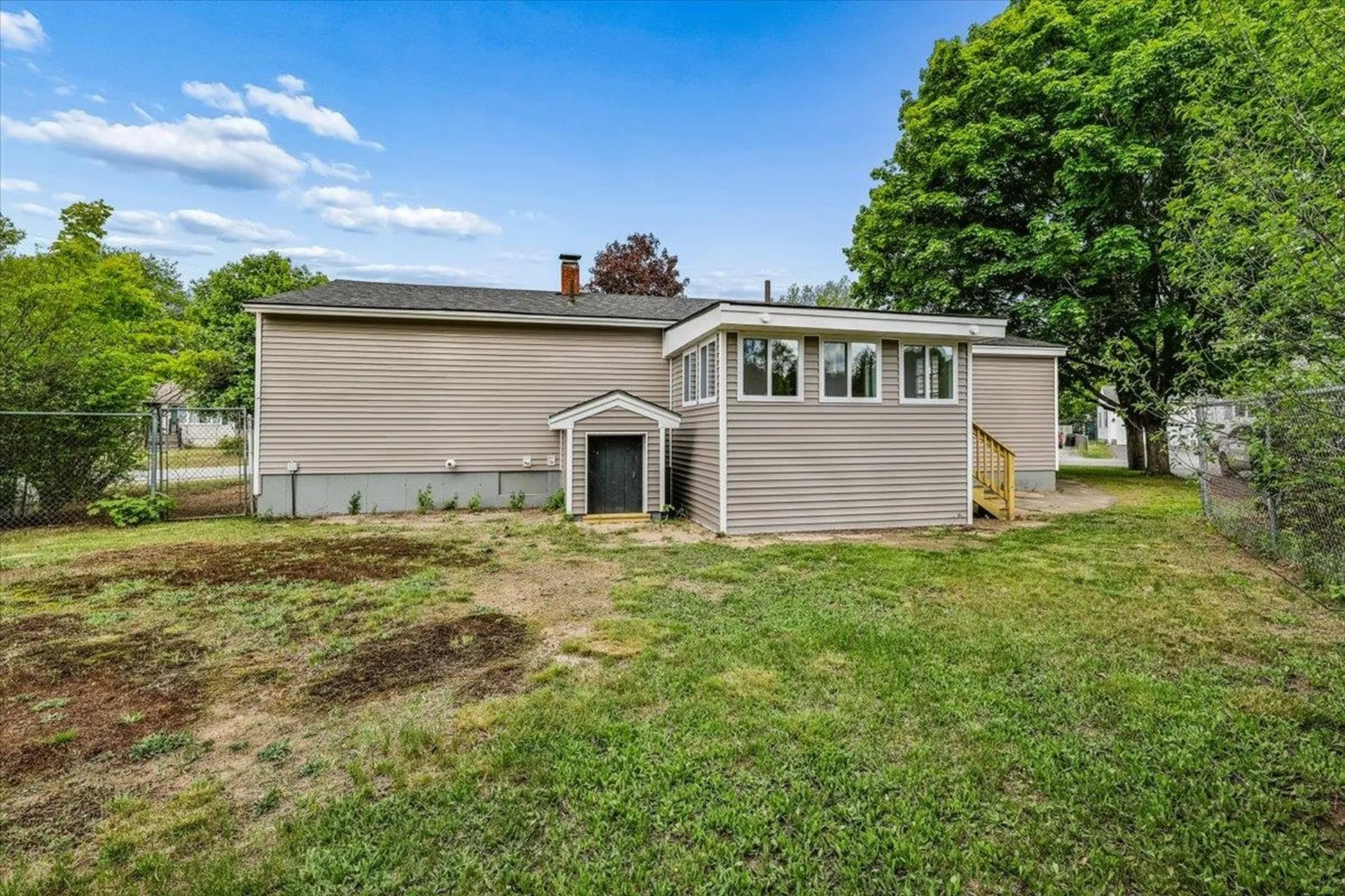 38 Western Avenue Rochester NH 03867
