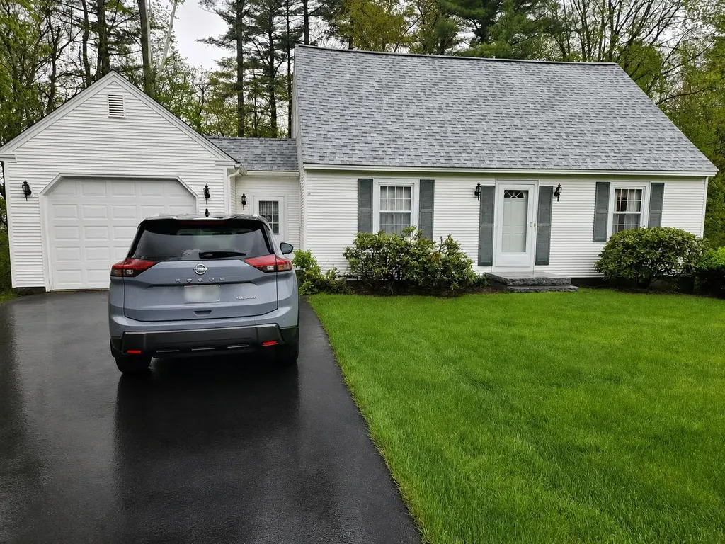 21 Harvest Drive Hooksett NH 03106-1902
