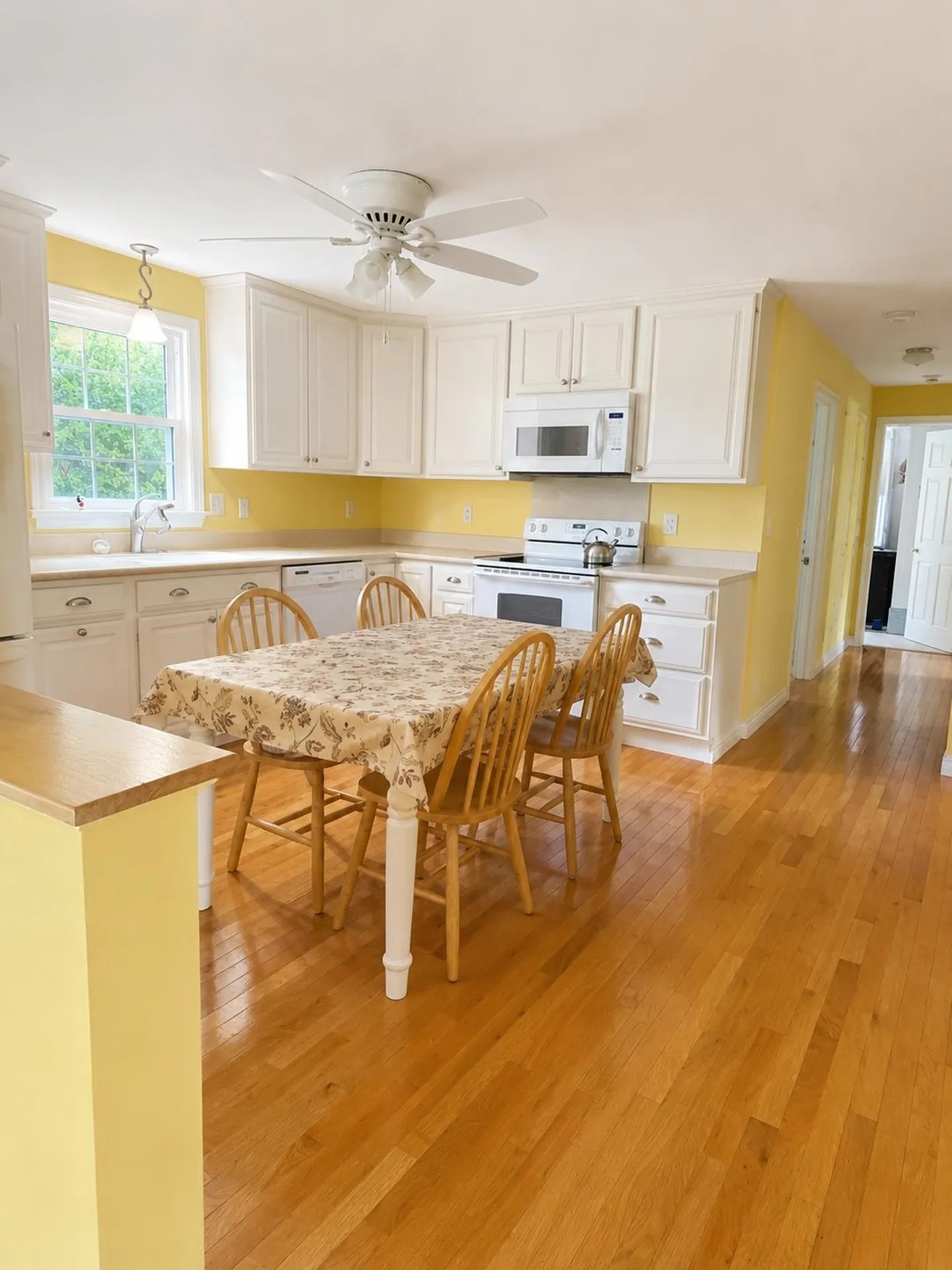21 Harvest Drive Hooksett NH 03106-1902