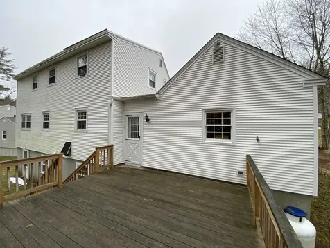 21 Harvest Drive Hooksett NH 03106-1902