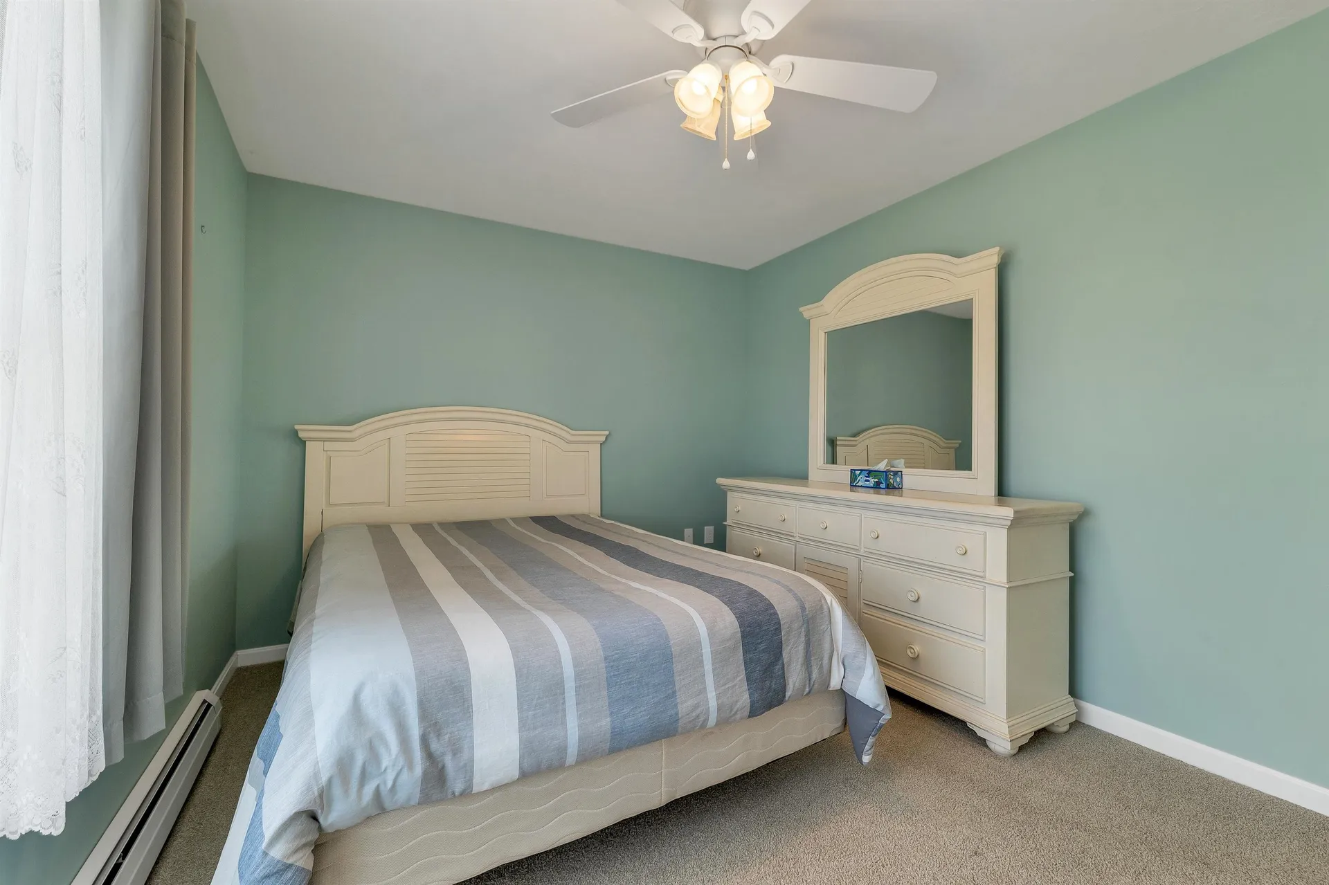 28 Linny Lane Laconia NH 03246