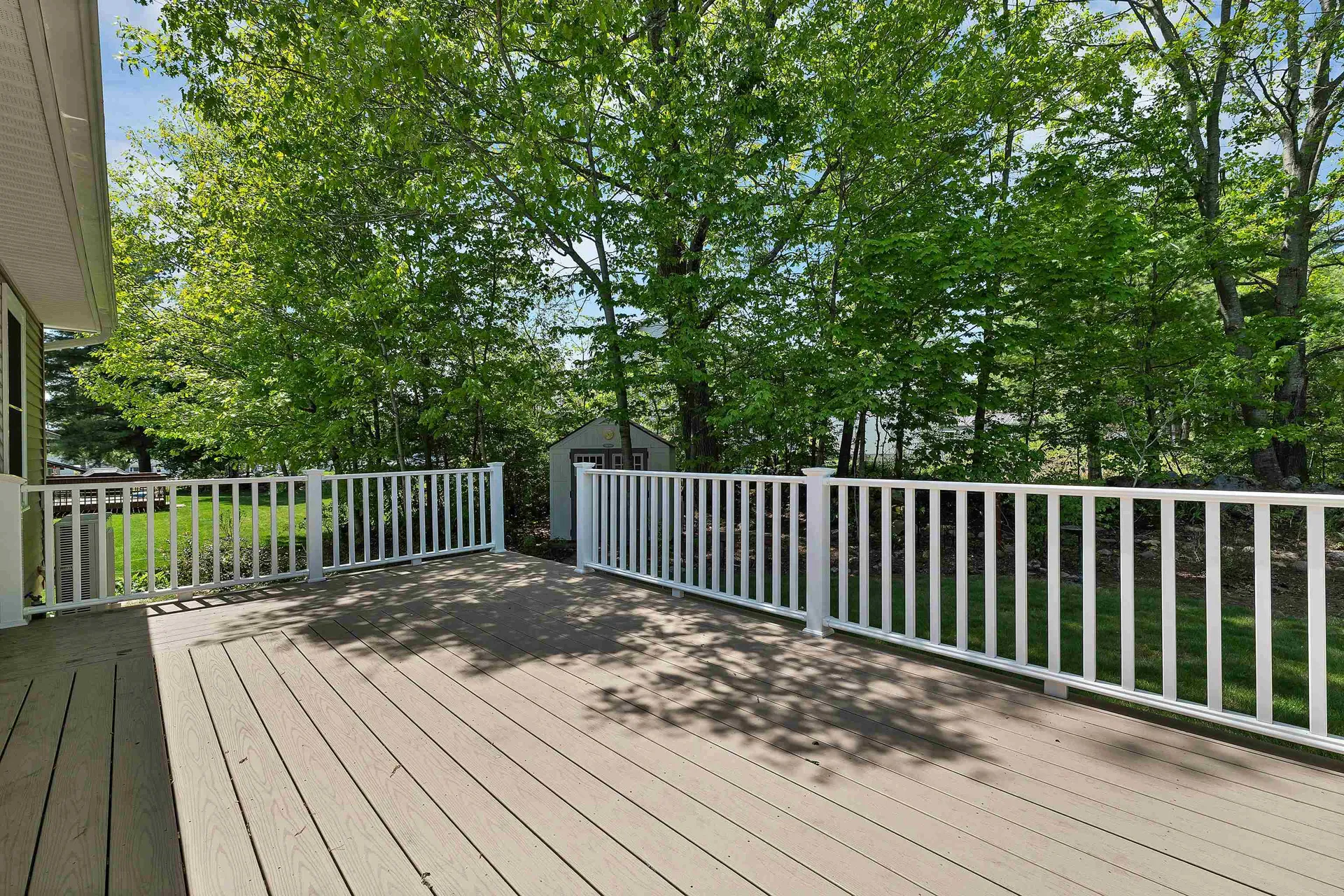28 Linny Lane Laconia NH 03246