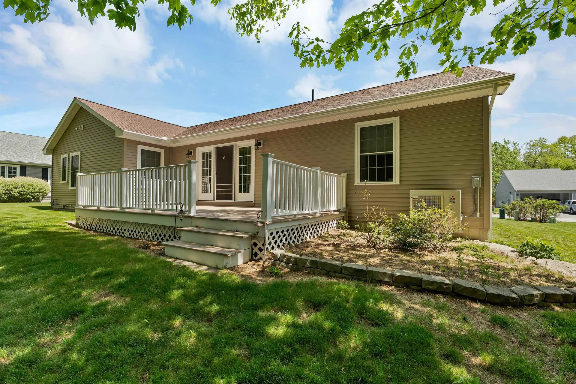 28 Linny Lane Laconia NH 03246