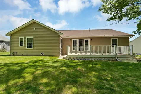 28 Linny Lane Laconia NH 03246