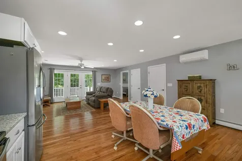 28 Linny Lane Laconia NH 03246