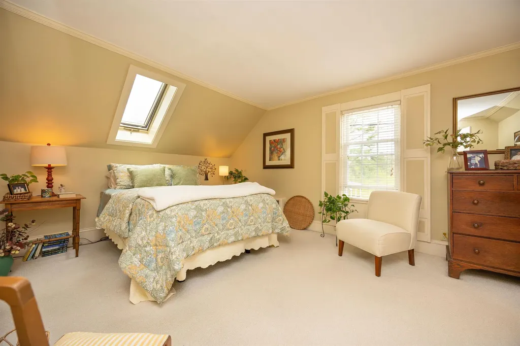 179 Mount Pleasant Street St. Johnsbury VT 05819