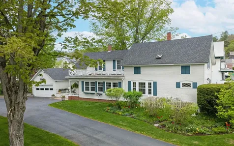 179 Mount Pleasant Street St. Johnsbury VT 05819