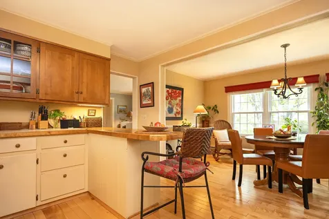 179 Mount Pleasant Street St. Johnsbury VT 05819