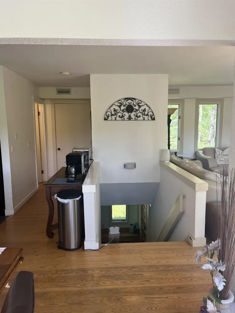 141 Great Hawk Road Rochester VT 05767