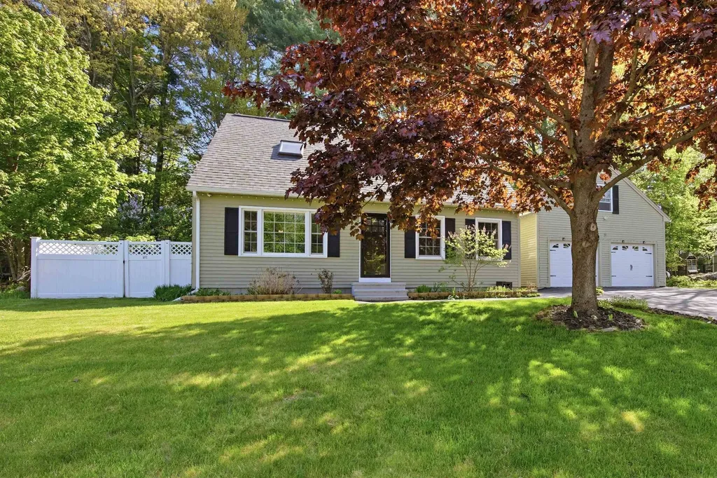 9 Millstream Lane Concord NH 03303