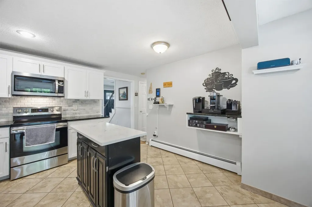 9 Millstream Lane Concord NH 03303