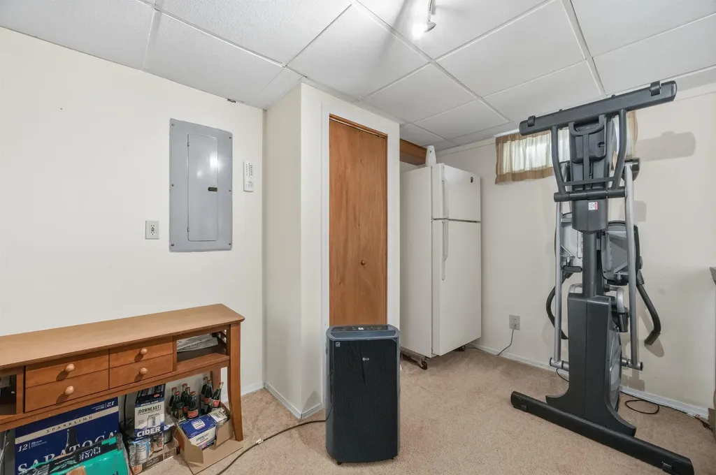 9 Millstream Lane Concord NH 03303