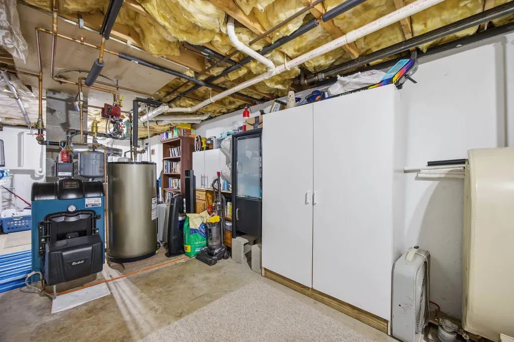 9 Millstream Lane Concord NH 03303