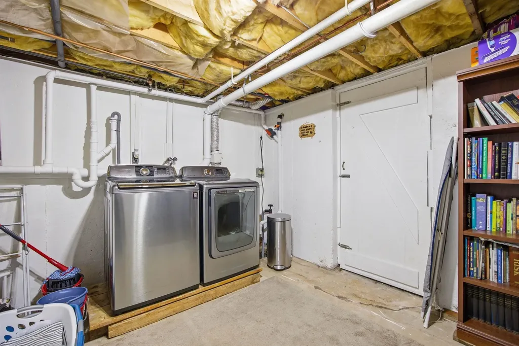 9 Millstream Lane Concord NH 03303