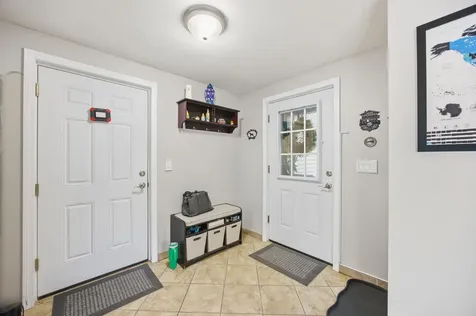 9 Millstream Lane Concord NH 03303