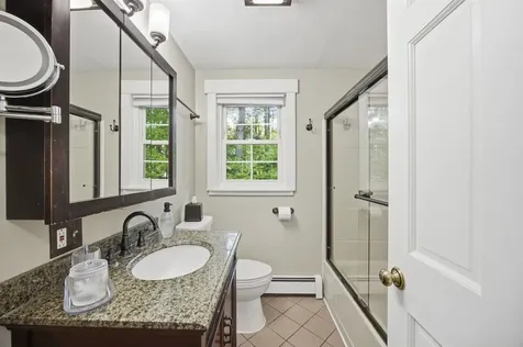 9 Millstream Lane Concord NH 03303