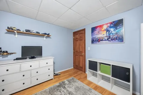 9 Millstream Lane Concord NH 03303