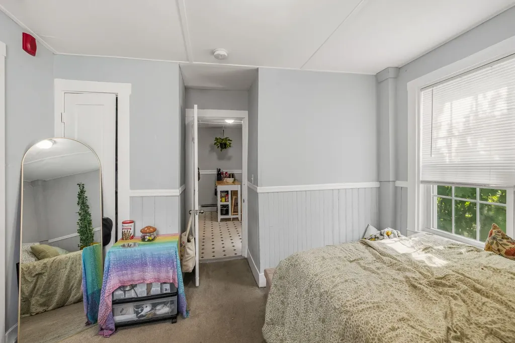 9 Central Street Newmarket NH 03857
