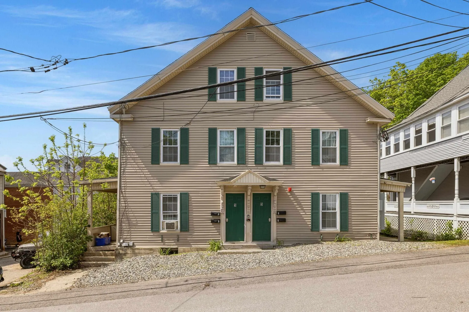 9 Central Street Newmarket NH 03857