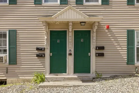 9 Central Street Newmarket NH 03857