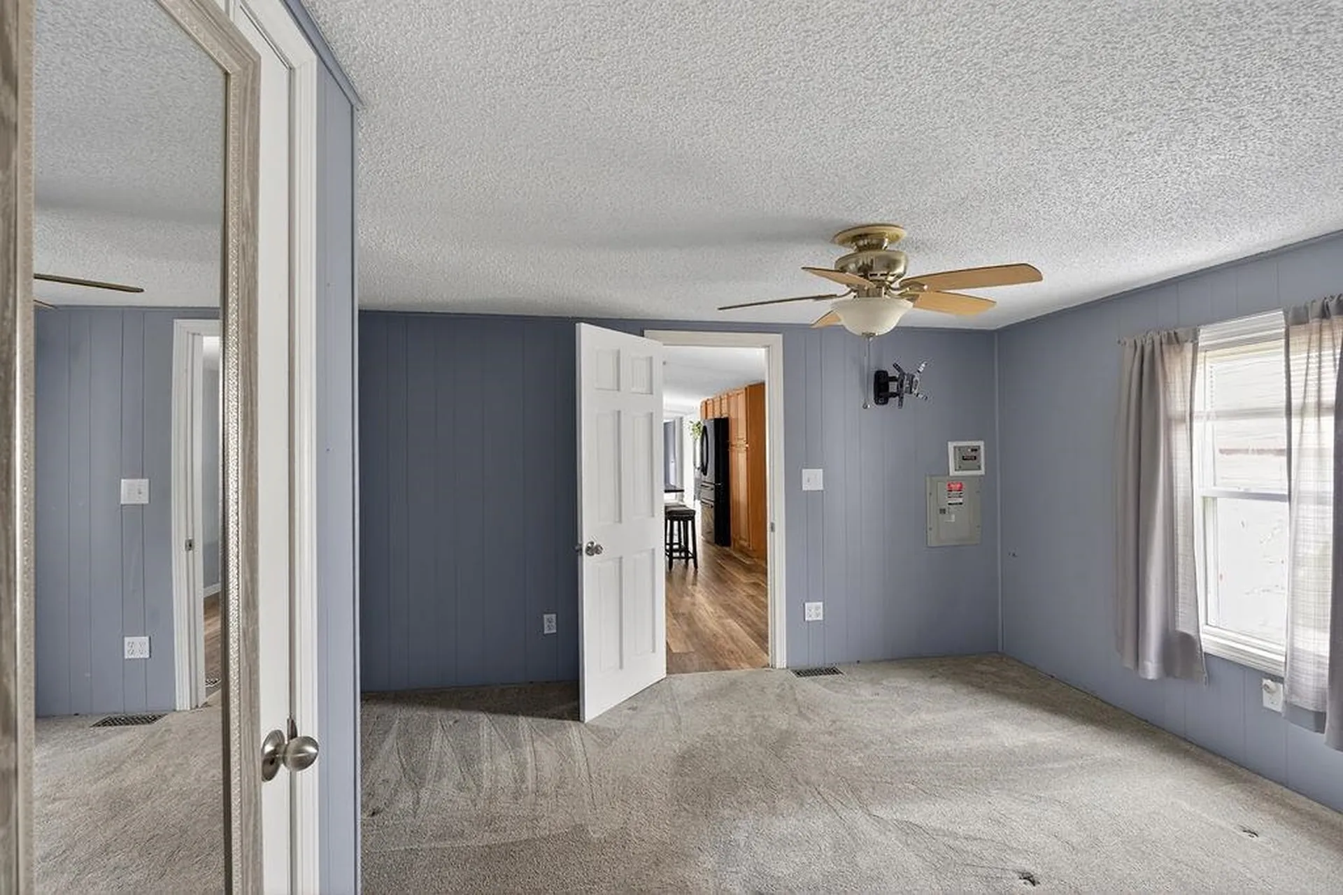 19 Esther Lane Northwood NH 03261