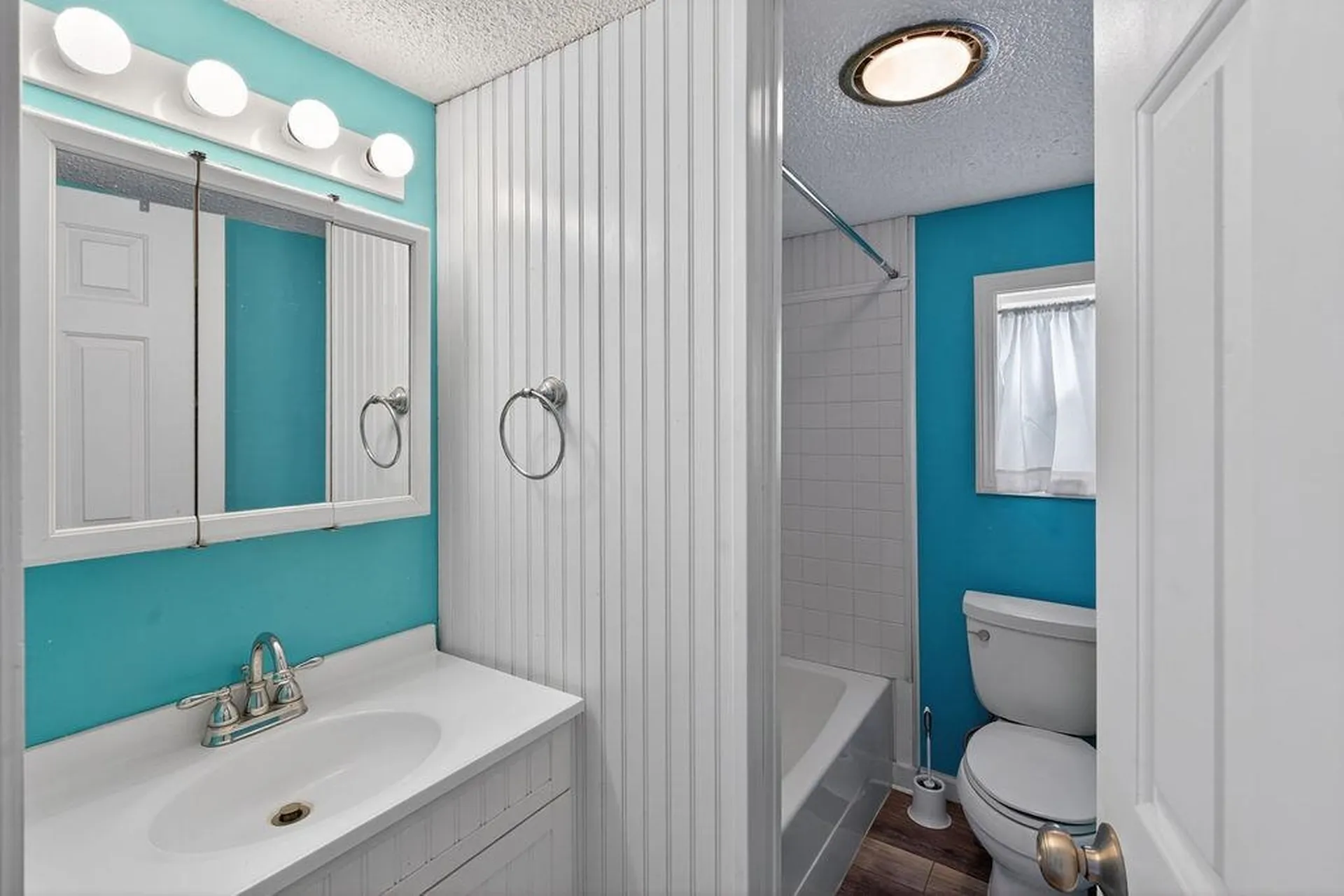 19 Esther Lane Northwood NH 03261