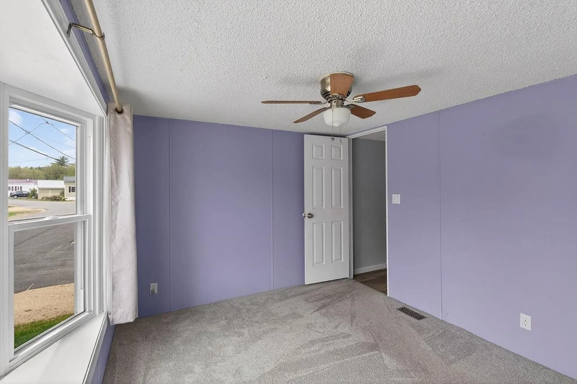 19 Esther Lane Northwood NH 03261