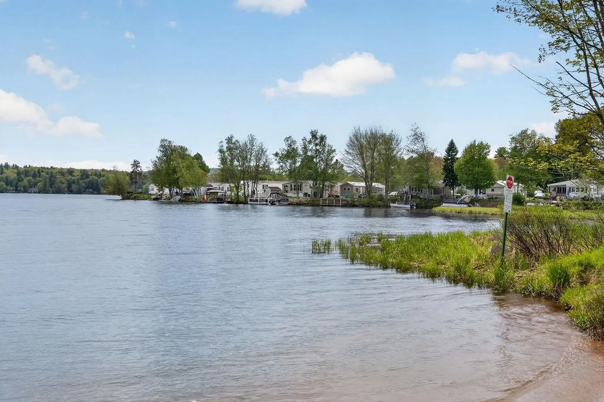 19 Esther Lane Northwood NH 03261