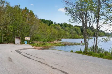 19 Esther Lane Northwood NH 03261