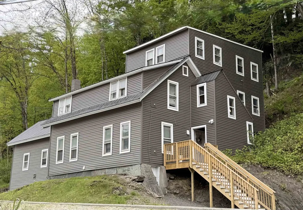 321 South Main Street Stowe VT 05672