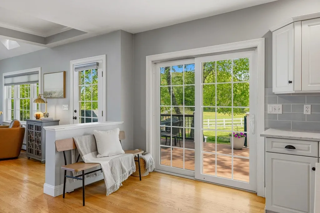 21 Willowbrook Avenue Greenland NH 03840
