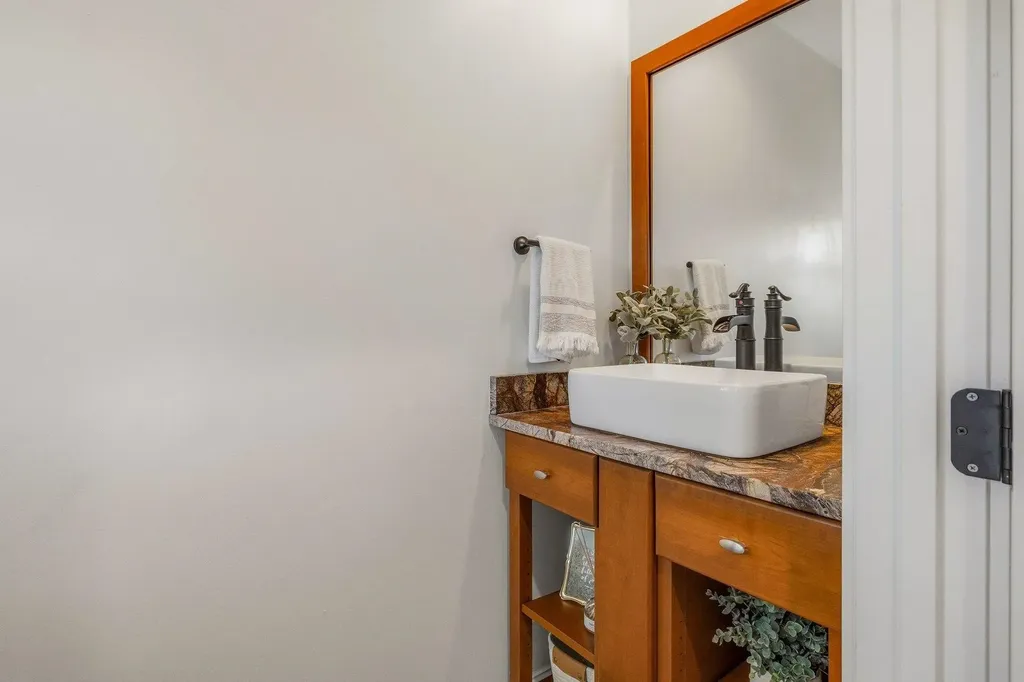 21 Willowbrook Avenue Greenland NH 03840