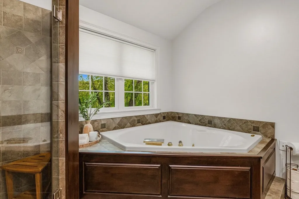 21 Willowbrook Avenue Greenland NH 03840