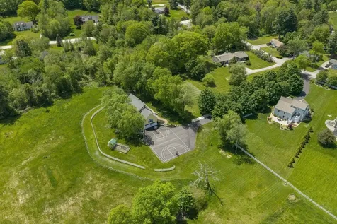 21 Willowbrook Avenue Greenland NH 03840
