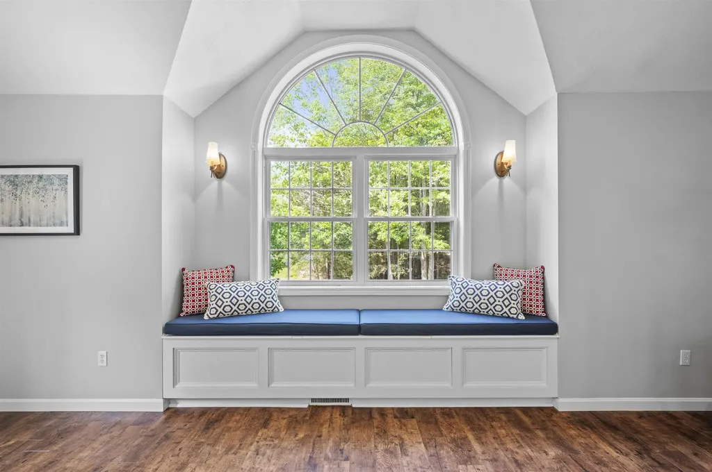 3 Deerhaven Drive Exeter NH 03833