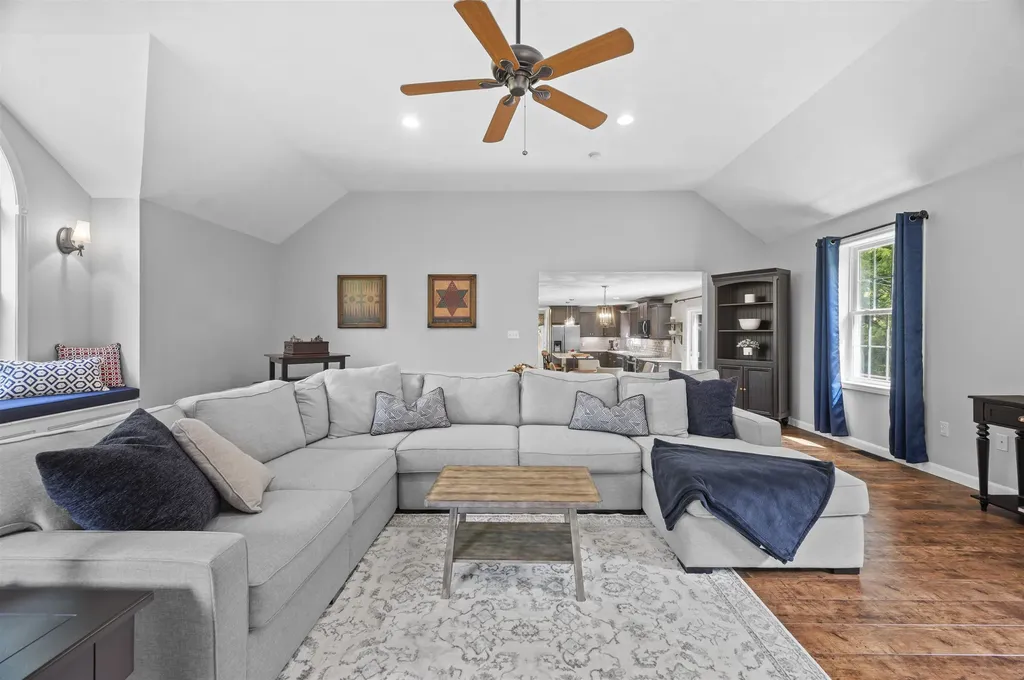 3 Deerhaven Drive Exeter NH 03833